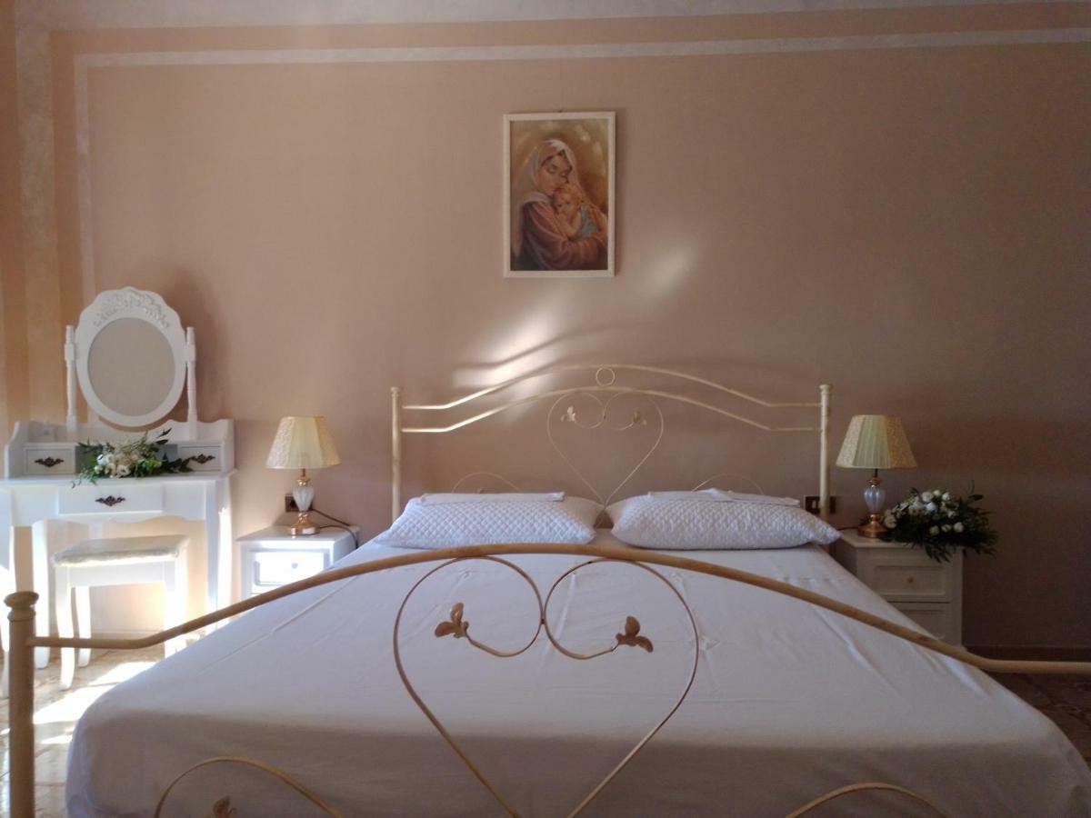 לזינה B&B La Felicita מראה חיצוני תמונה